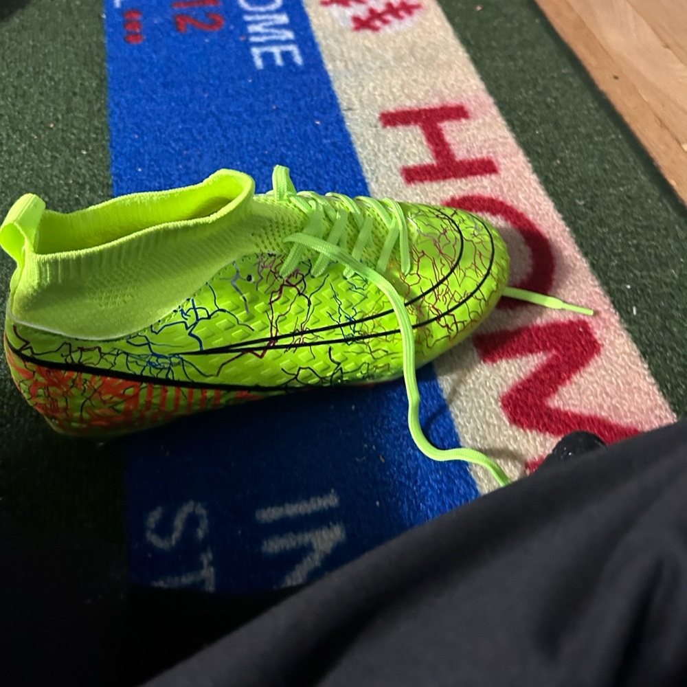 Neon cleats brand new no box